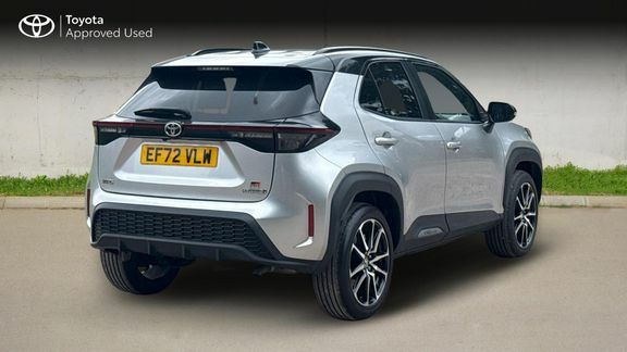 Toyota Yaris Cross Gr Sport Fwd EF72VLW Silver #3