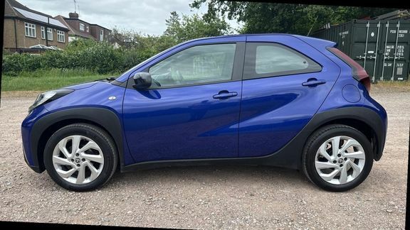 Toyota Aygo X Pure Automatic EF24YOR Blue #6