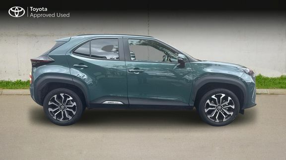 Toyota Yaris Cross Design Fwd EJ75GNV Green #2