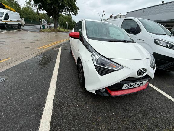 Toyota Aygo X X-trend M White #2