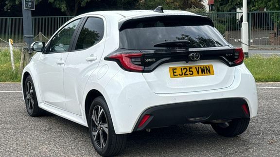 Toyota Yaris Design Safety Pack EJ25VWN White #5