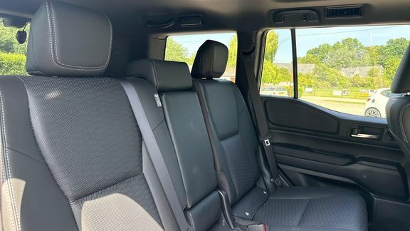Toyota Land Cruiser D-4d Invincible Silver #17