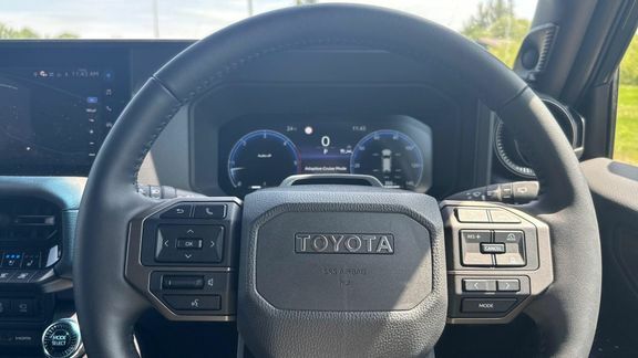 Toyota Land Cruiser D-4d Invincible Silver #13