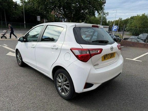 Toyota Yaris 1.5 Icon WP17ORV White #4