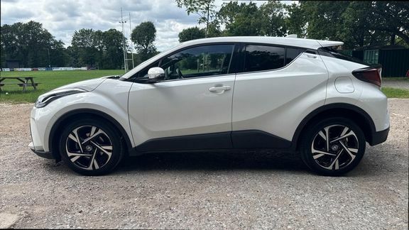 Toyota C-Hr Design 1.8 2 White #6