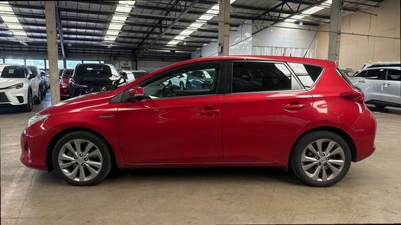 Toyota Auris Excel 1.8Cvt Pr Tg Red #6