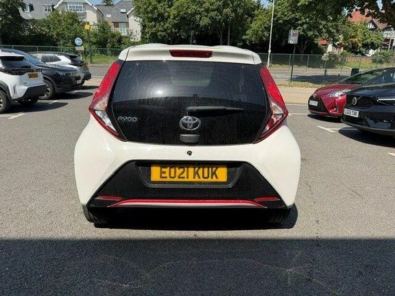 Toyota Aygo X X-trend Tss White #4