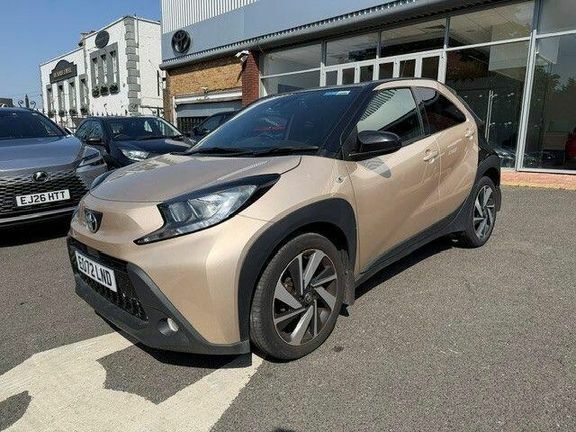 Toyota Aygo X Edge Automatic Beige #2