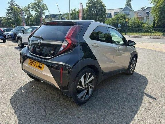 Toyota Aygo X Edge Automatic Beige #6