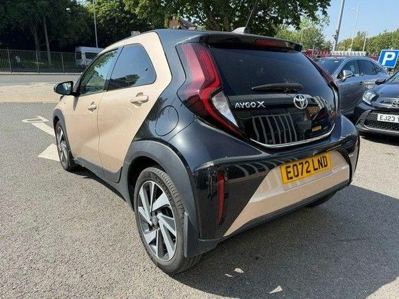 Toyota Aygo X Edge Automatic Beige #3