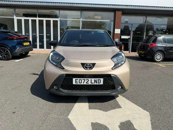Toyota Aygo X Edge Automatic Beige