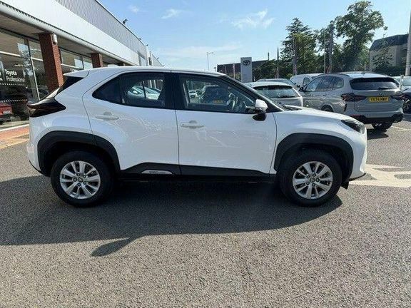 Toyota Yaris Cross Icon Fwd White #5