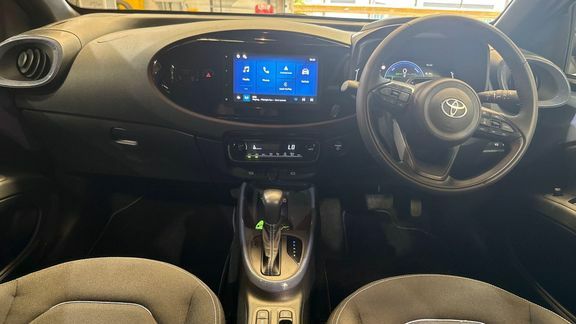 Toyota Aygo X 1.0 Vvt-i Edge Hatchback White #11