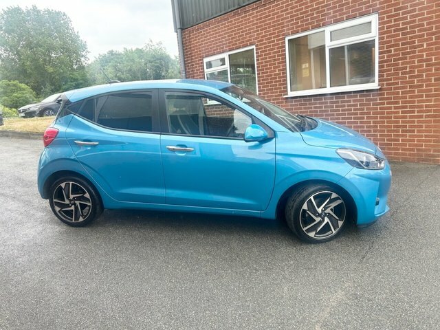 Hyundai I10 2023 1.0 Premium Hatchback Euro WG23OLU Blue #2