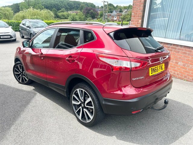 Nissan Qashqai 2016 1.5 Dci Tekna Suv 2Wd Euro Red #5