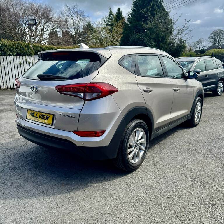 Hyundai Tucson 1.7 Crdi Blue Drive Se Nav 2Wd SE65DKA Brown #3