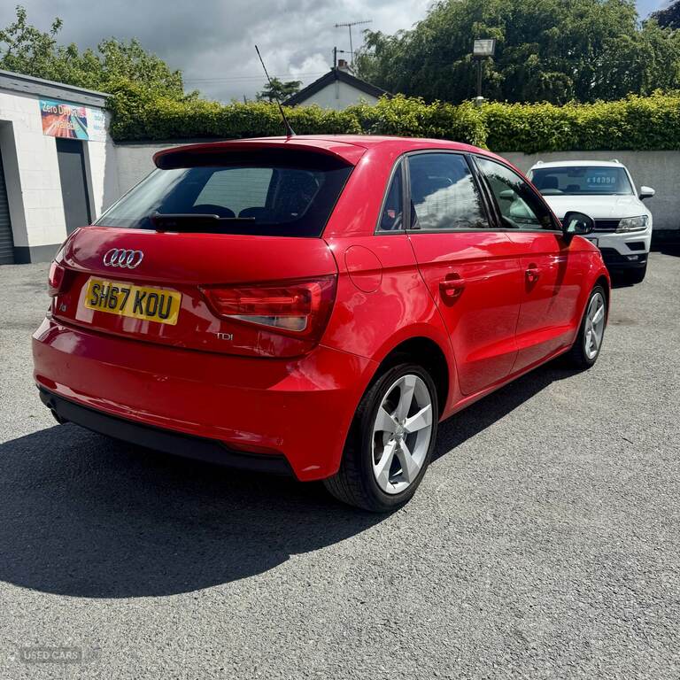 Audi A1 1.6 Tdi Sport SH67KOU Red #3
