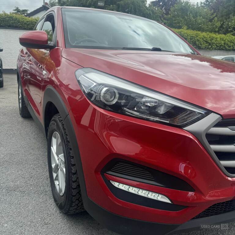 Hyundai Tucson 1.7 Crdi Blue Drive S 2Wd FY18OPK Red #5