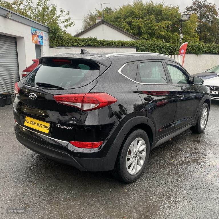 Hyundai Tucson 1.7 Crdi Blue Drive Se Nav 2Wd RK67OOV Black #2