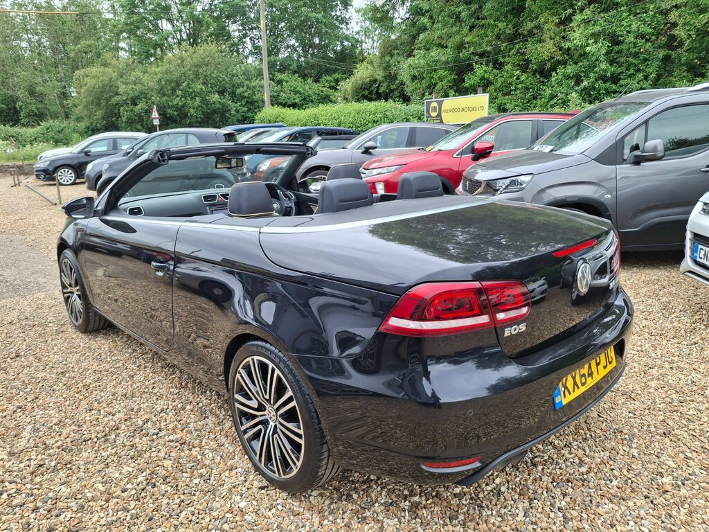 Volkswagen EOS Sport Tsi Black #7