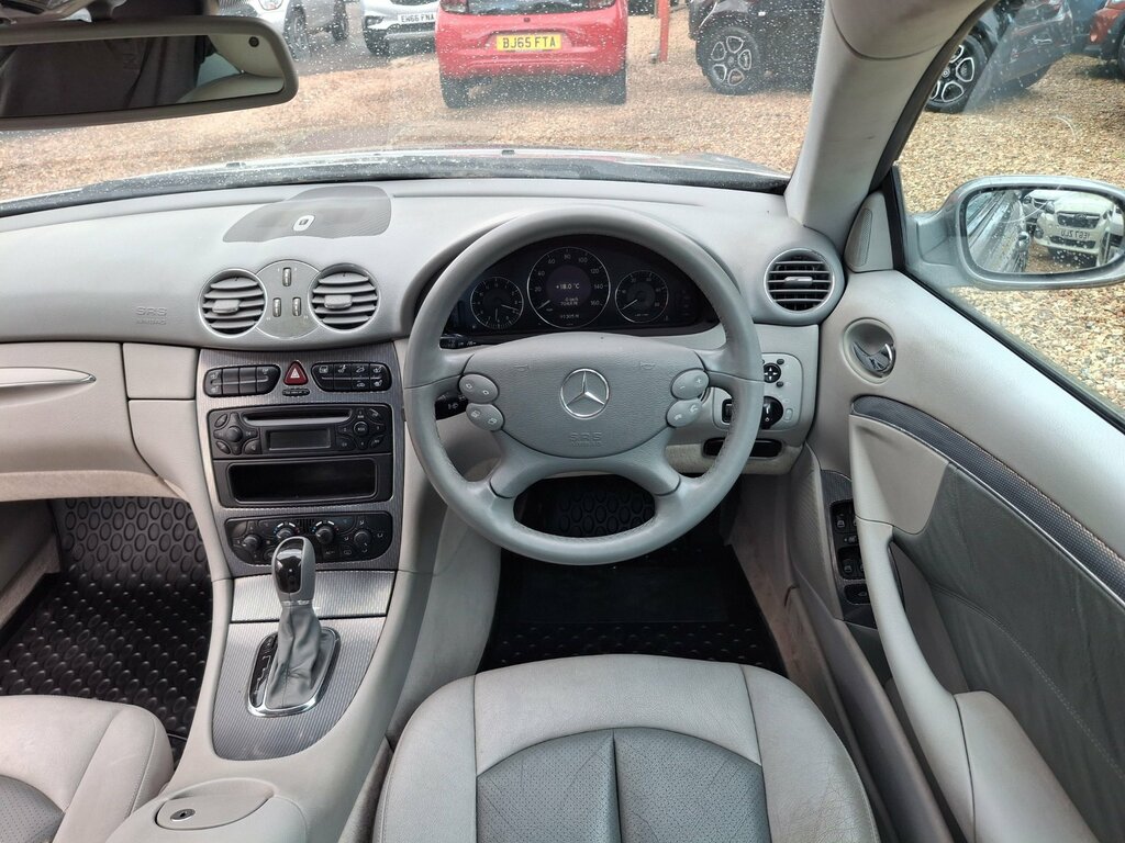 Mercedes-Benz CLK Clk320 Elegance #16