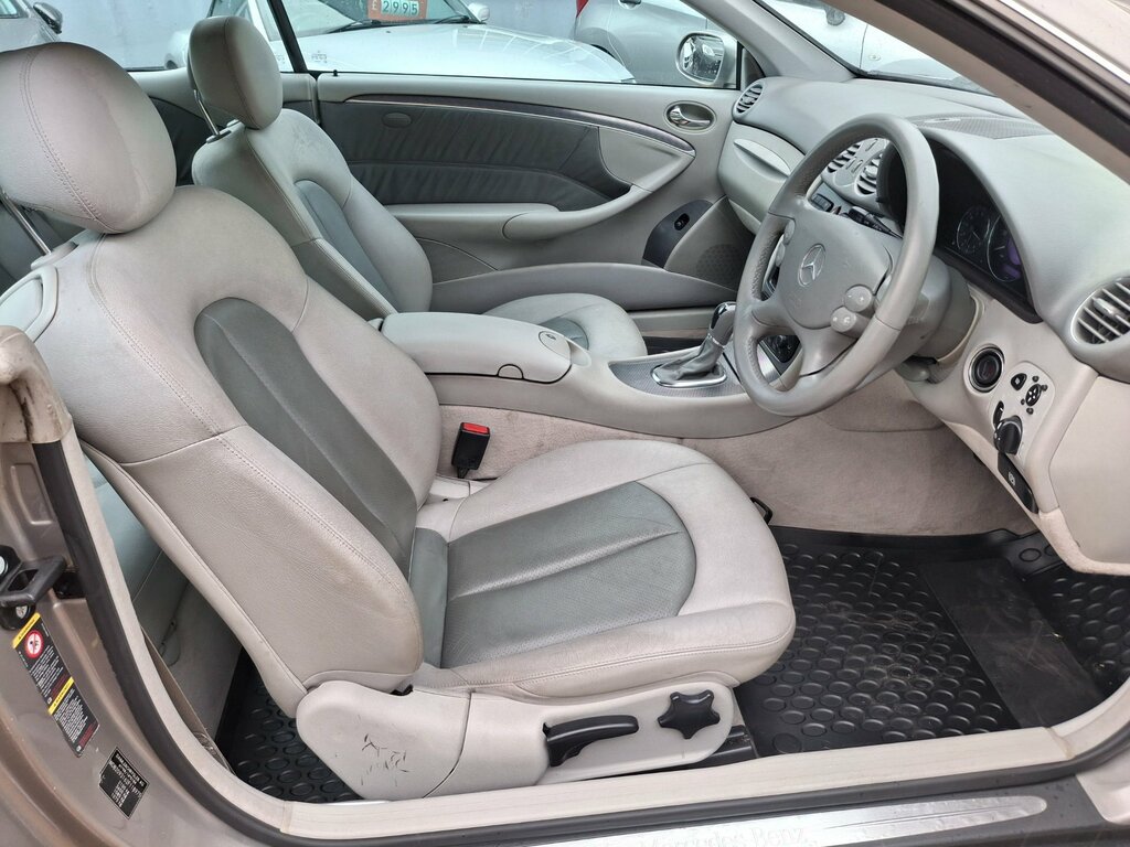 Mercedes-Benz CLK Clk320 Elegance #10
