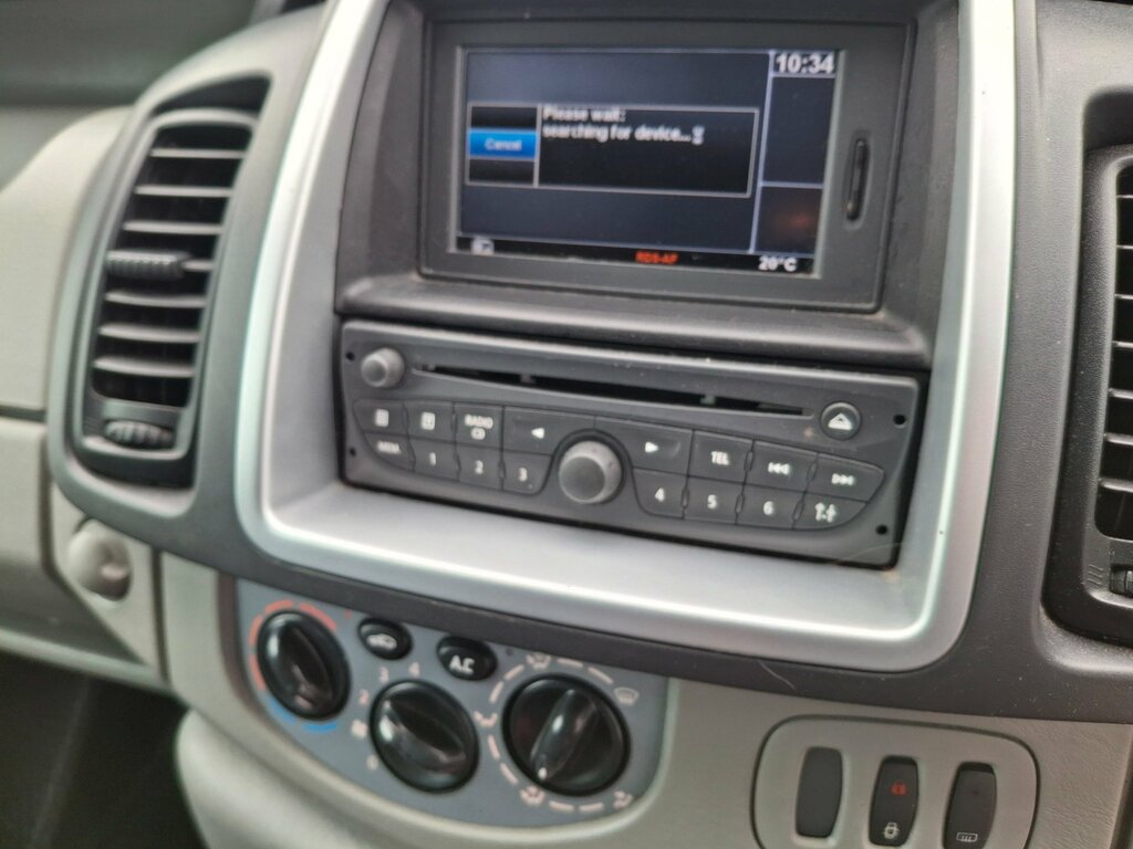 Renault Trafic Combi Van Silver #26
