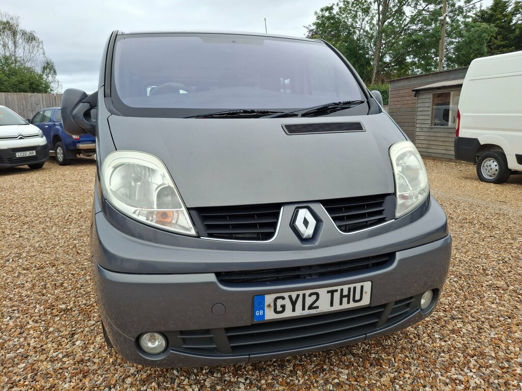 Renault Trafic Combi Van Silver #37