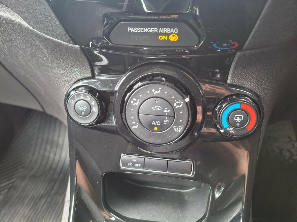 Ford Fiesta 1.6 Ecoboost St-2 3Dr- Speed Limiter, Heated Front Blue #23