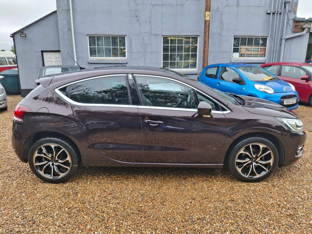 DS DS 4 1.6 Bluehdi Elegance Ss Black #8