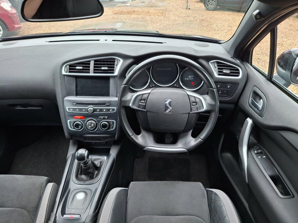 DS DS 4 1.6 Bluehdi Elegance Ss Black #16