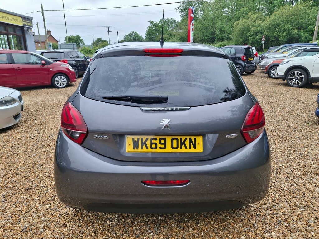 Peugeot 208 1.2 Puretech Signature Hatchback Grey #6