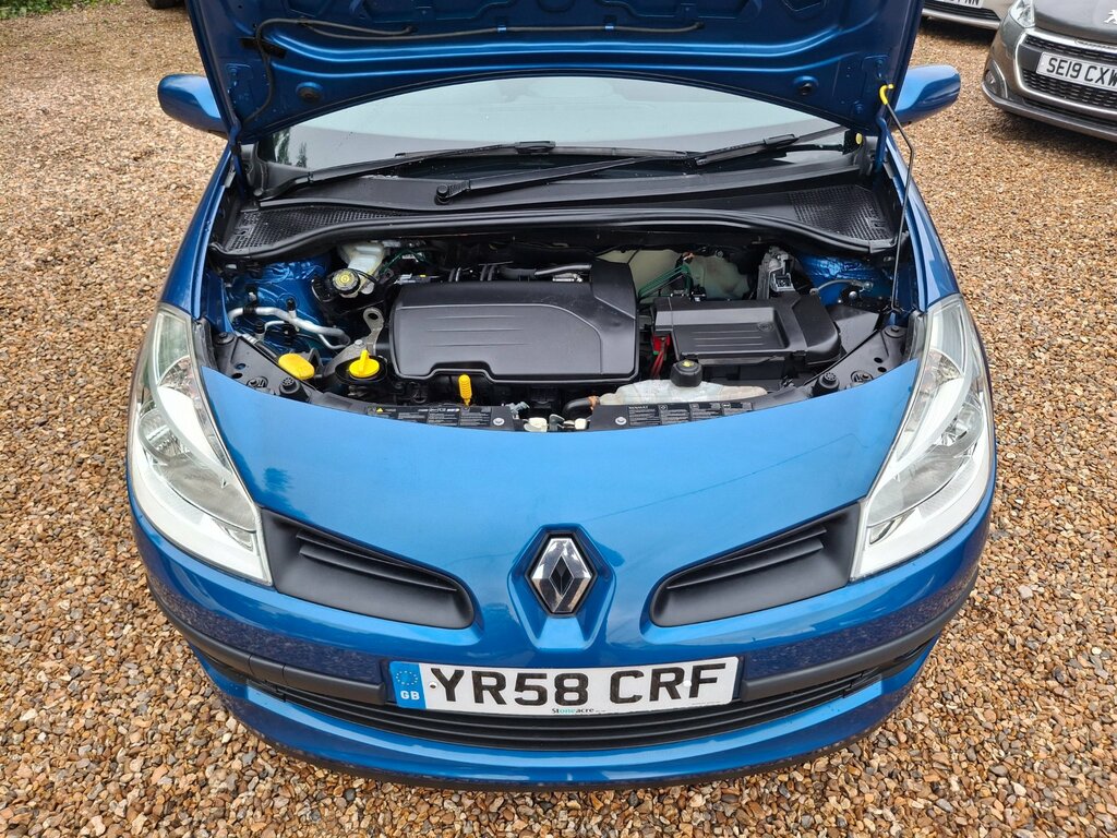 Renault Clio Expression Silver #27