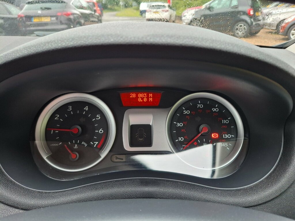 Renault Clio Expression Silver #19