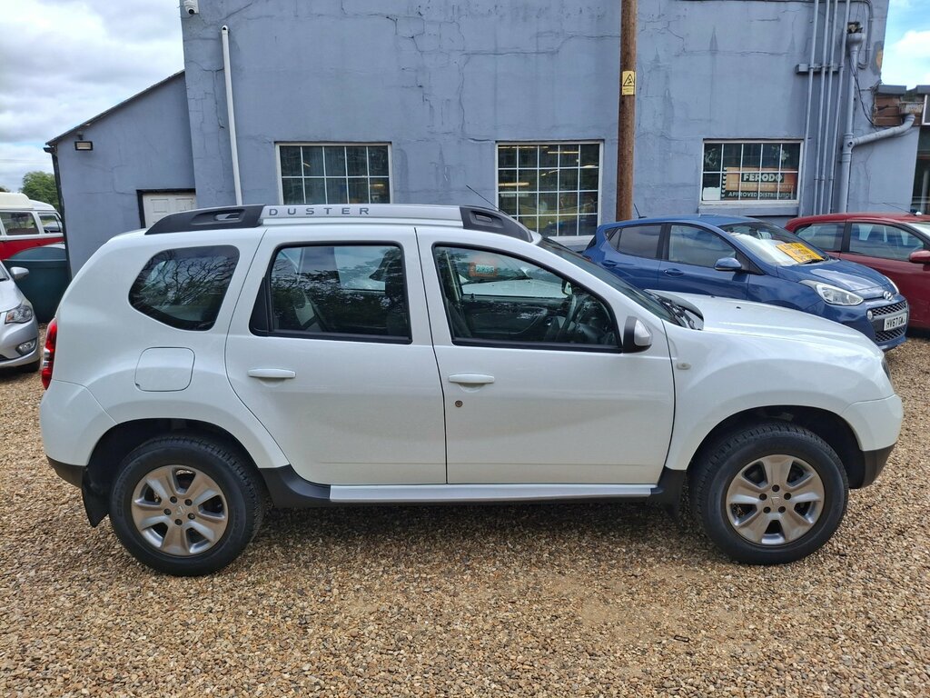 Dacia Duster 1.5 Dci Prestige 4Wd Euro 6 Ss Green #8