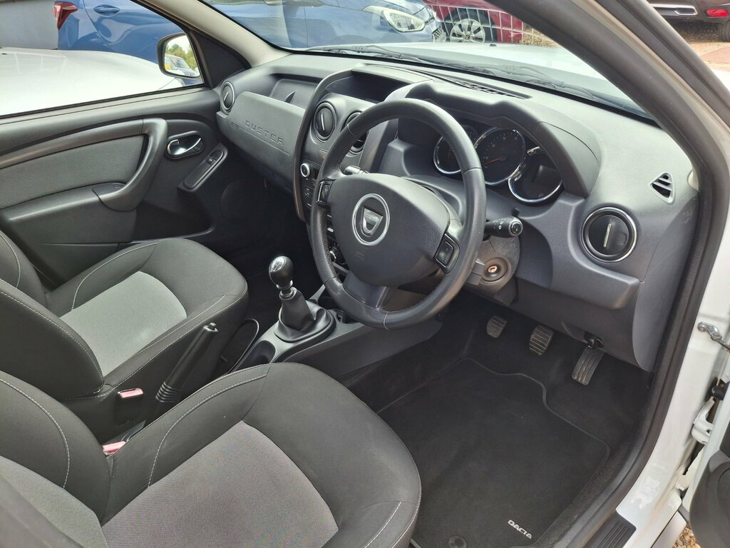 Dacia Duster 1.5 Dci Prestige 4Wd Euro 6 Ss Green #9