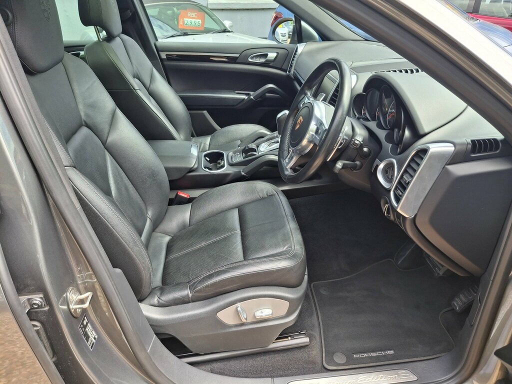 Porsche Cayenne 4.8L V8 Gts Tiptronic S 420 Bhp White #10