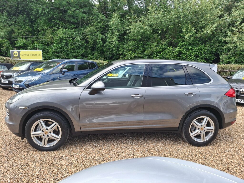 Porsche Cayenne 4.8L V8 Gts Tiptronic S 420 Bhp White #7