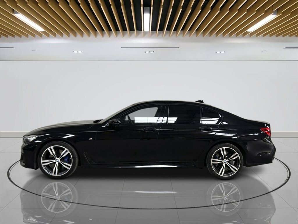 BMW 7 Series 4.4L M Sport Black #5