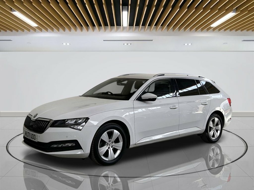 Skoda Superb 2L Se Technology White #4