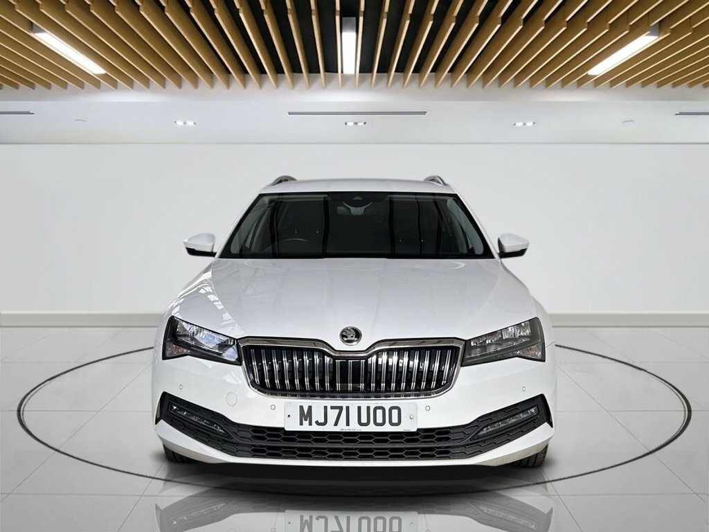 Skoda Superb 2L Se Technology White #2