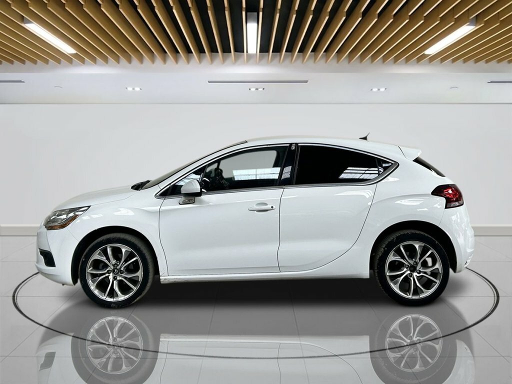 Citroen DS4 Hatchback White #5