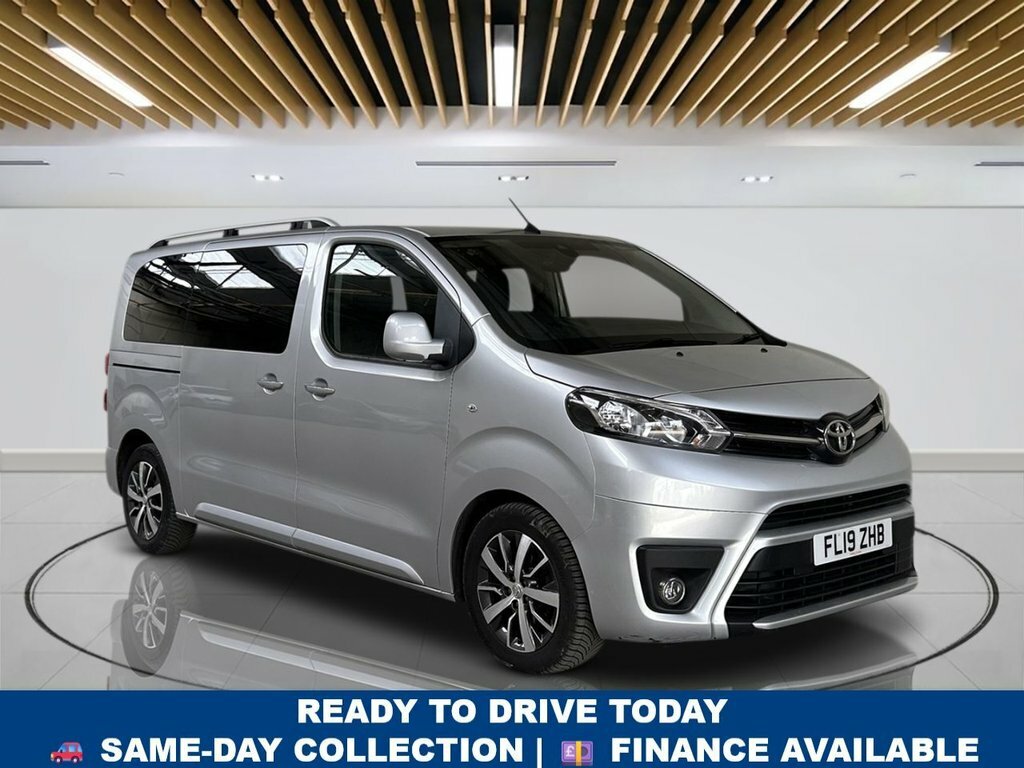 Toyota Proace Verso 2L Family Silver