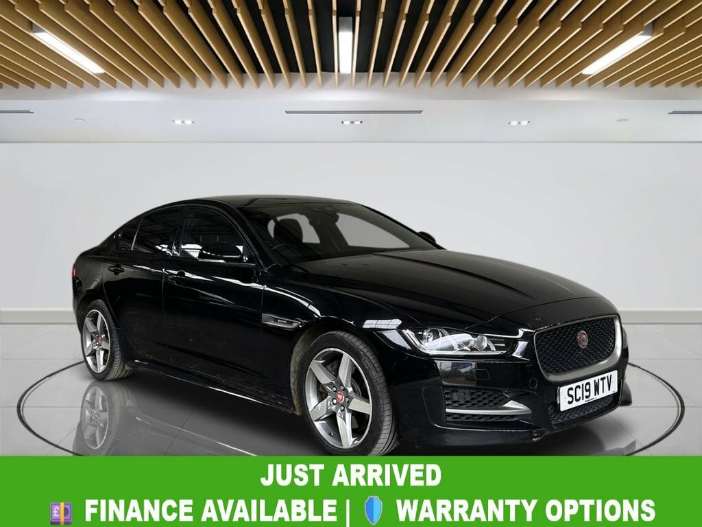 Jaguar XE 2L R-sport Black