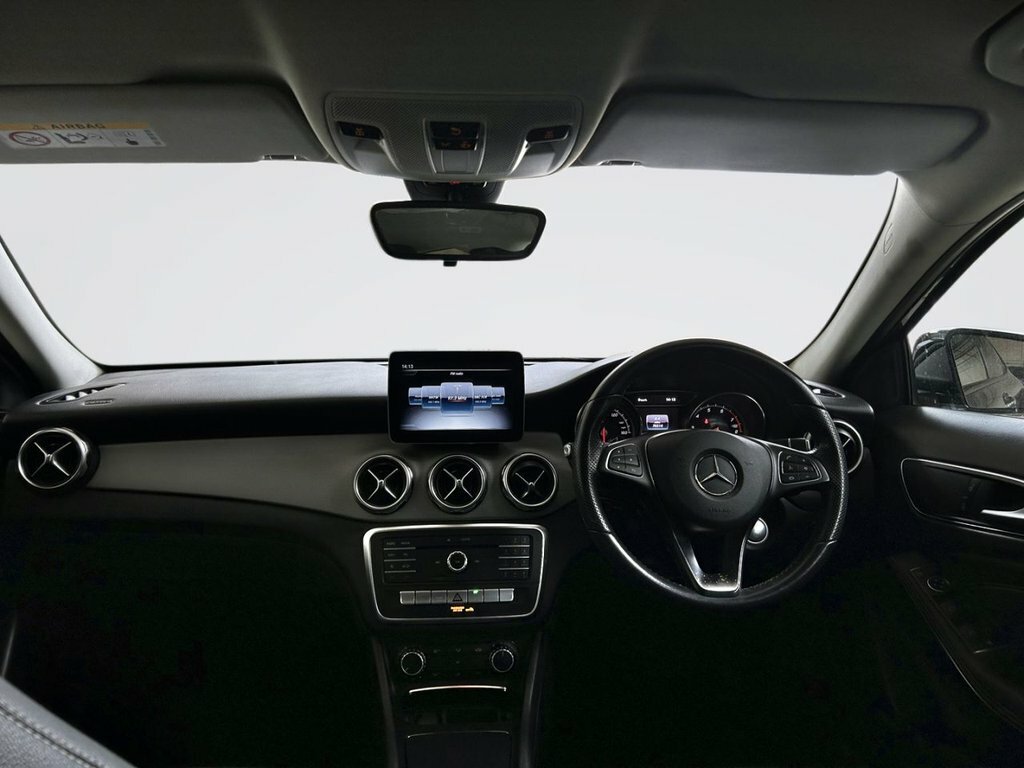 Mercedes-Benz GLA Class 1.6L Urban Edition EO69JFK Grey #3