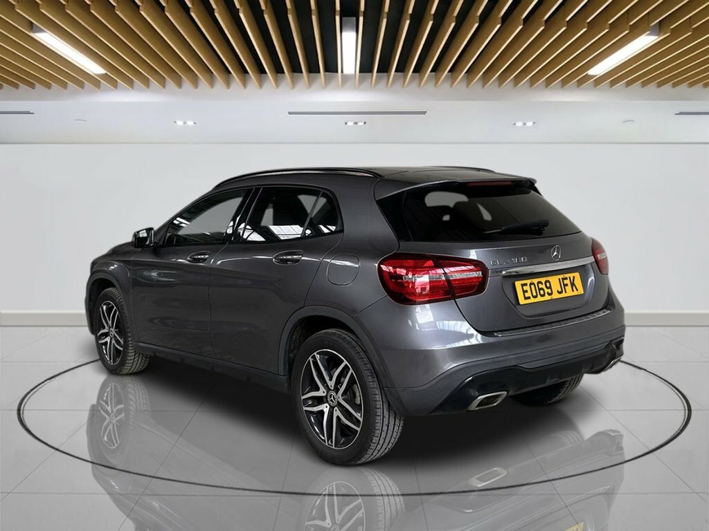 Mercedes-Benz GLA Class 1.6L Urban Edition EO69JFK Grey #6