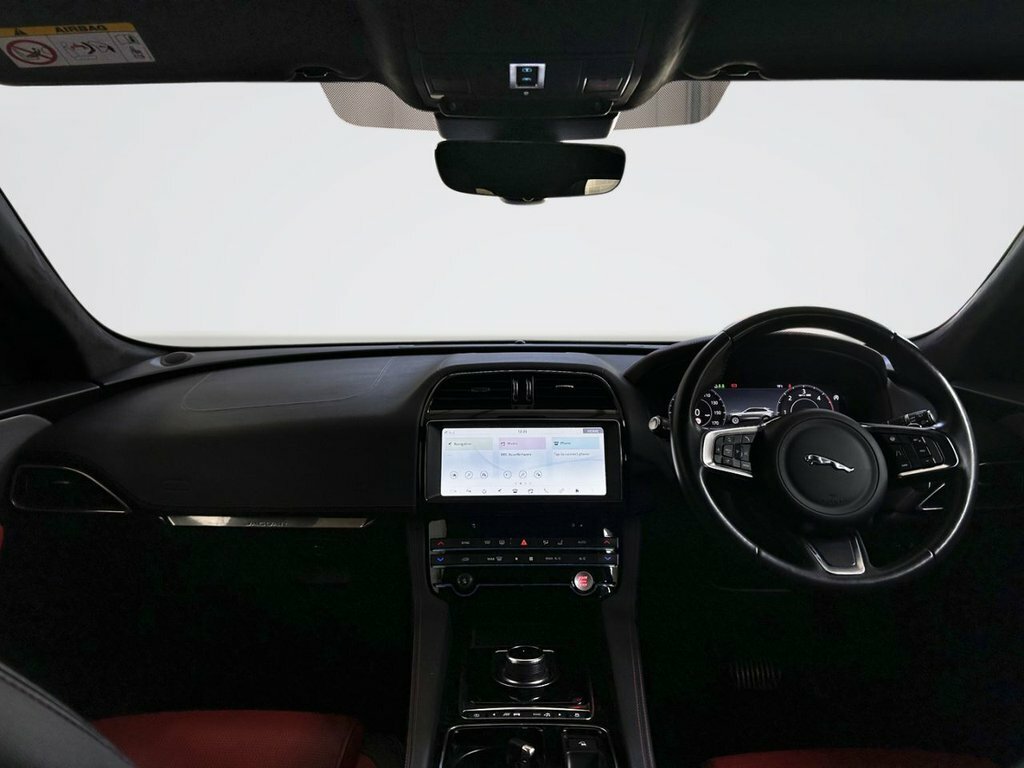Jaguar F-Pace 2L Chequered Flag MA20JFY Grey #2