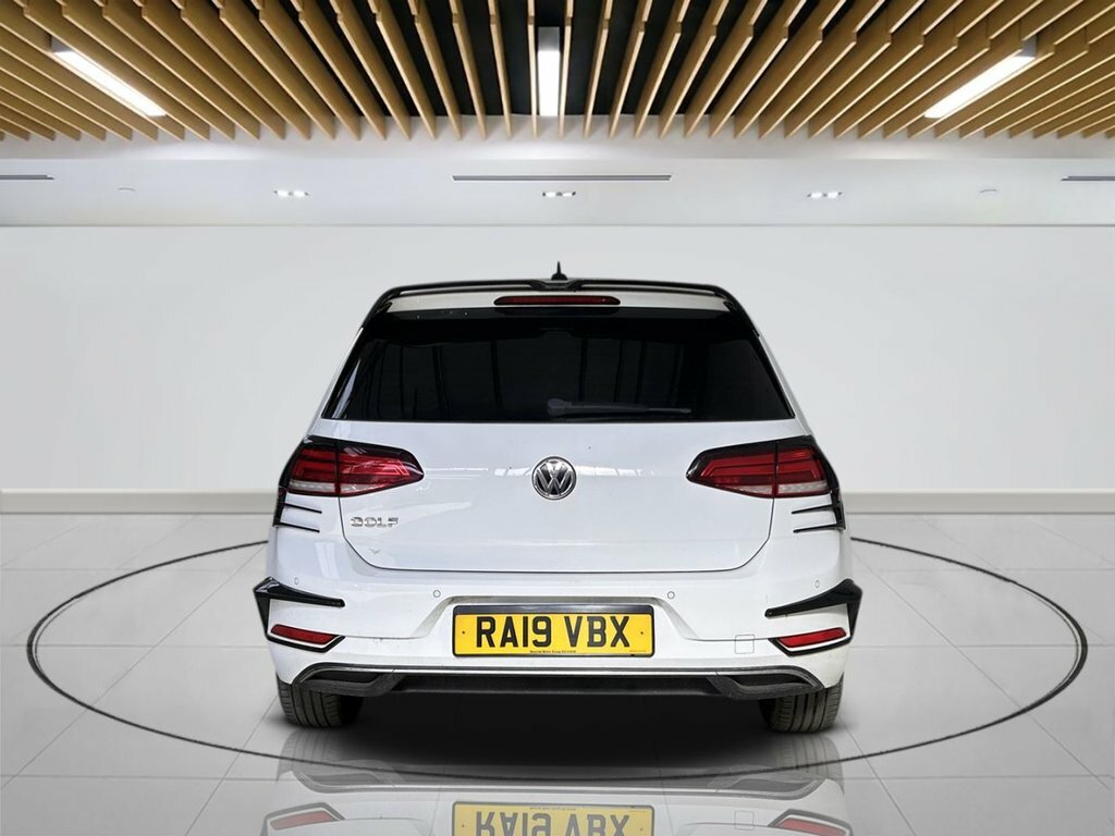 Volkswagen Golf Hatchback RA19VBX White #6