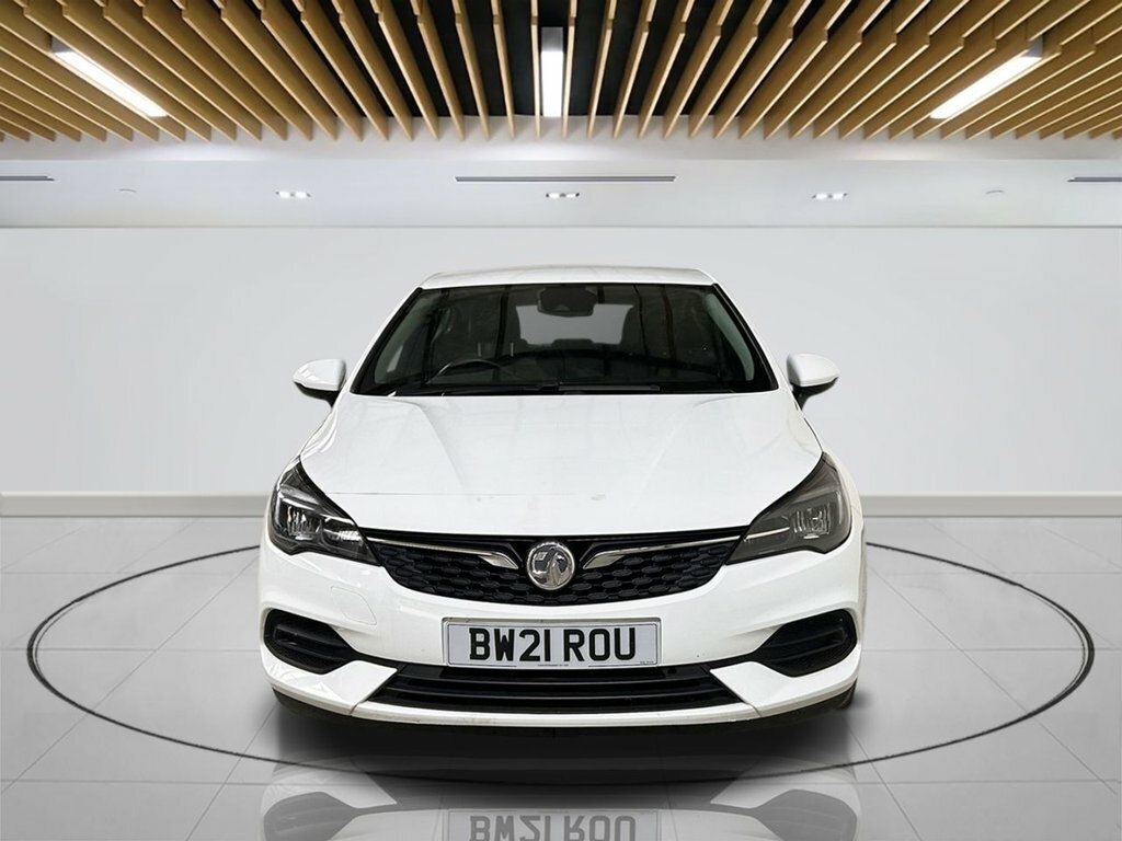 Vauxhall Astra 1.2L Elite Nav BW21ROU White #2