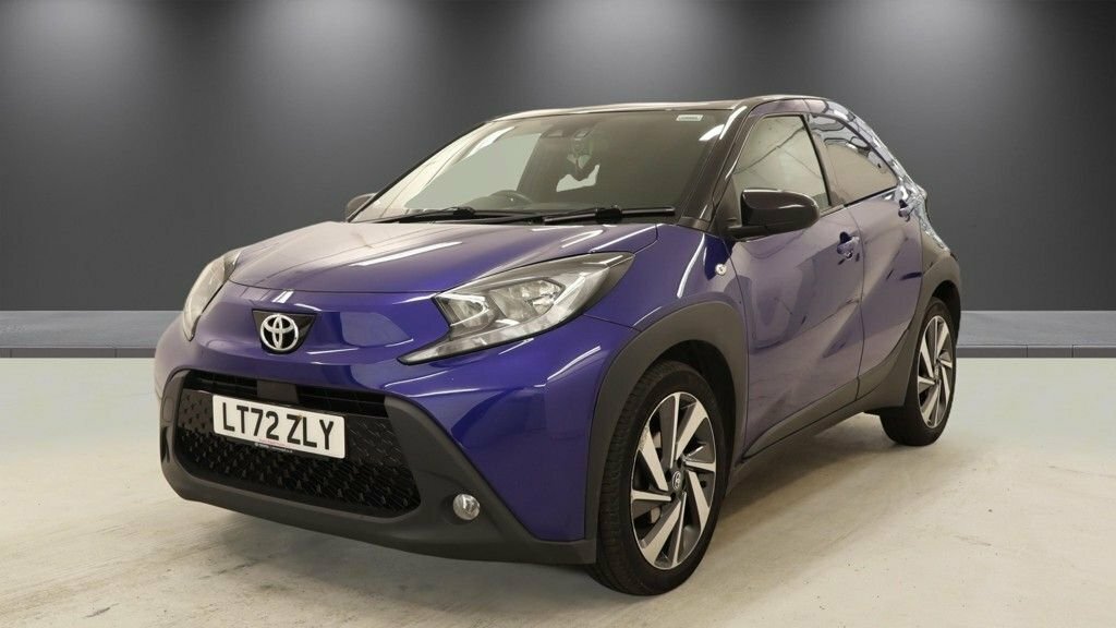Toyota Aygo X 1L Edge LT72ZLY Blue #2